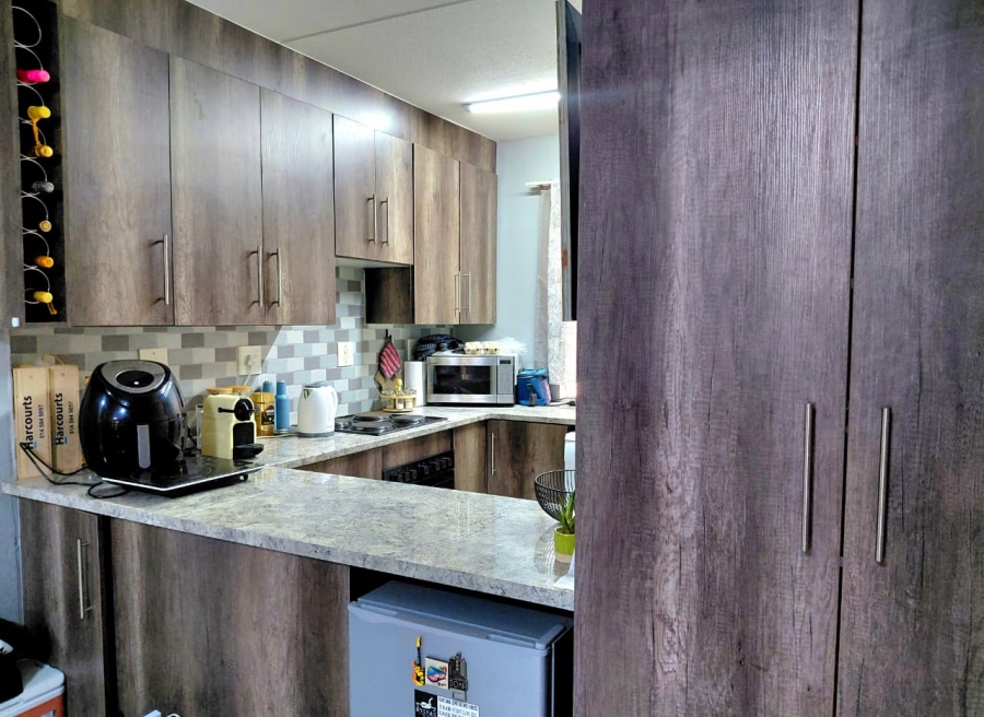 To Let 3 Bedroom Property for Rent in Safari Gardens North West